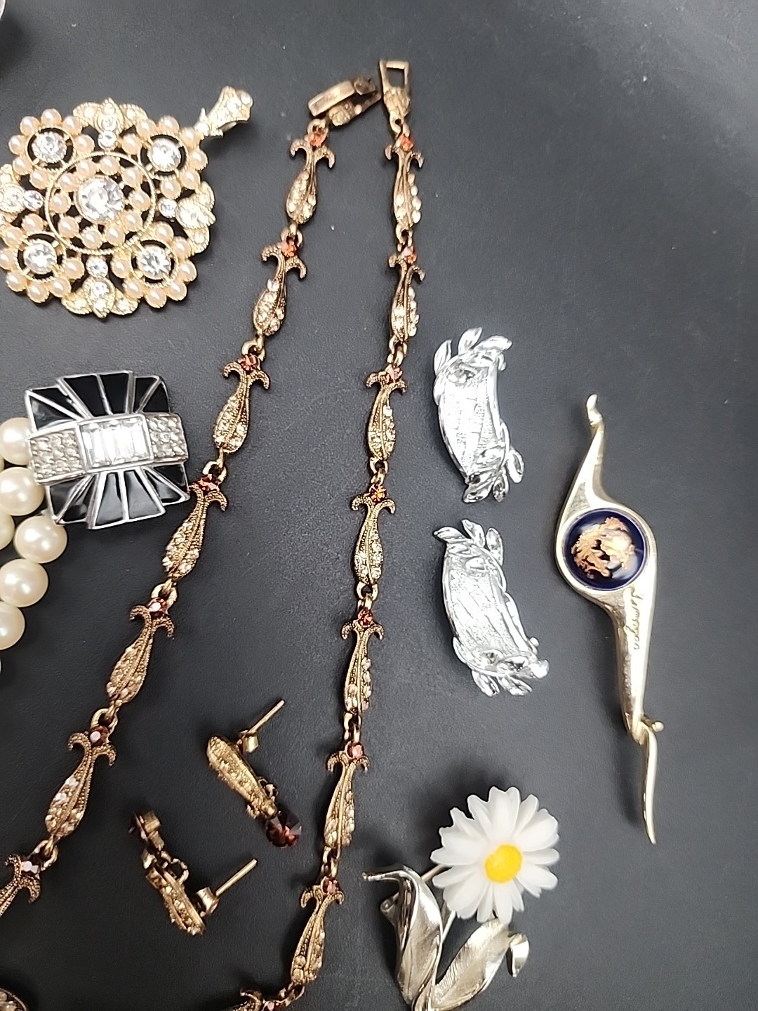 Vtg Costume Jewelry Lot Rhinetones Signed & Unsigned WEISS, JULIANA? Etc