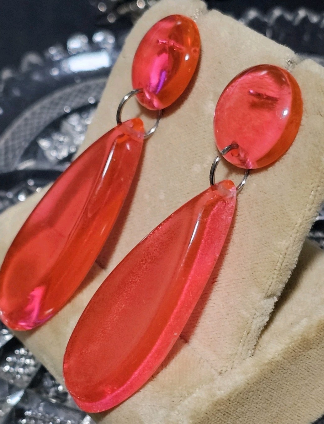 Electric Pink Acrylic Lucite Tier Drop Dangle Stud Earrings 2 1/2″ Long