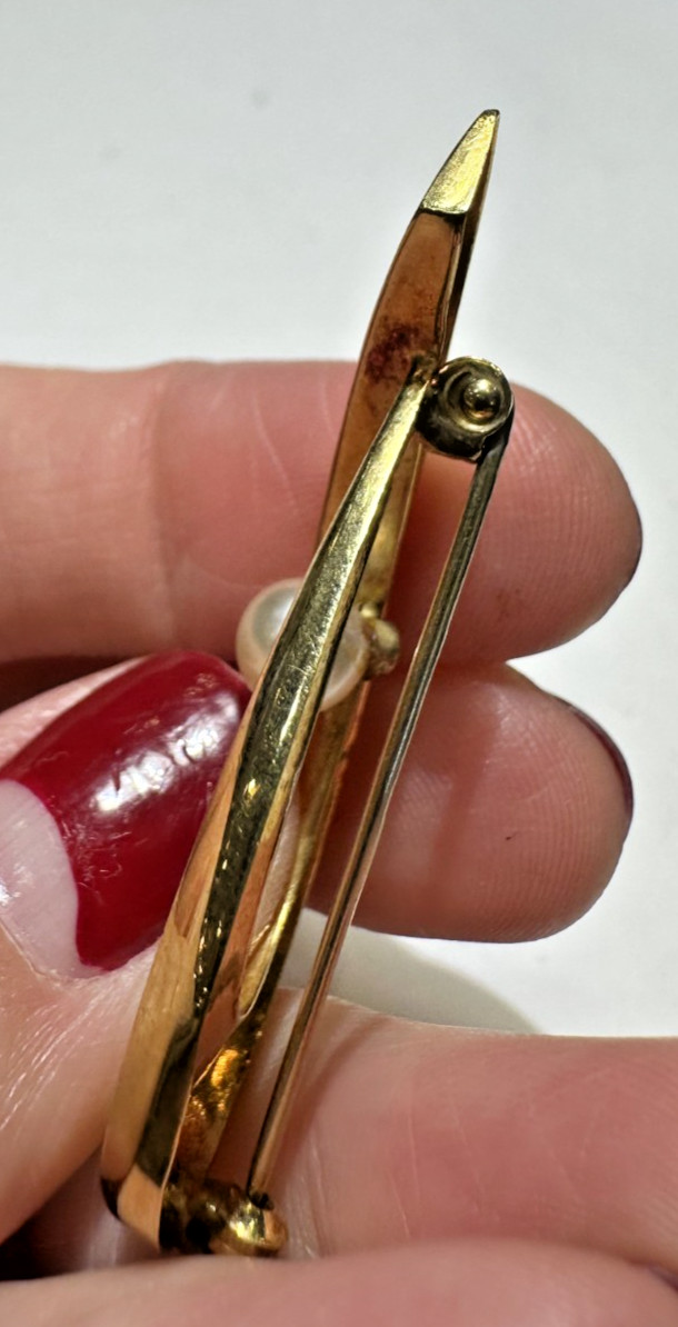 Vintage Rolled Gold Pearl Swirl Teardrop Bow Brooch Made Germany