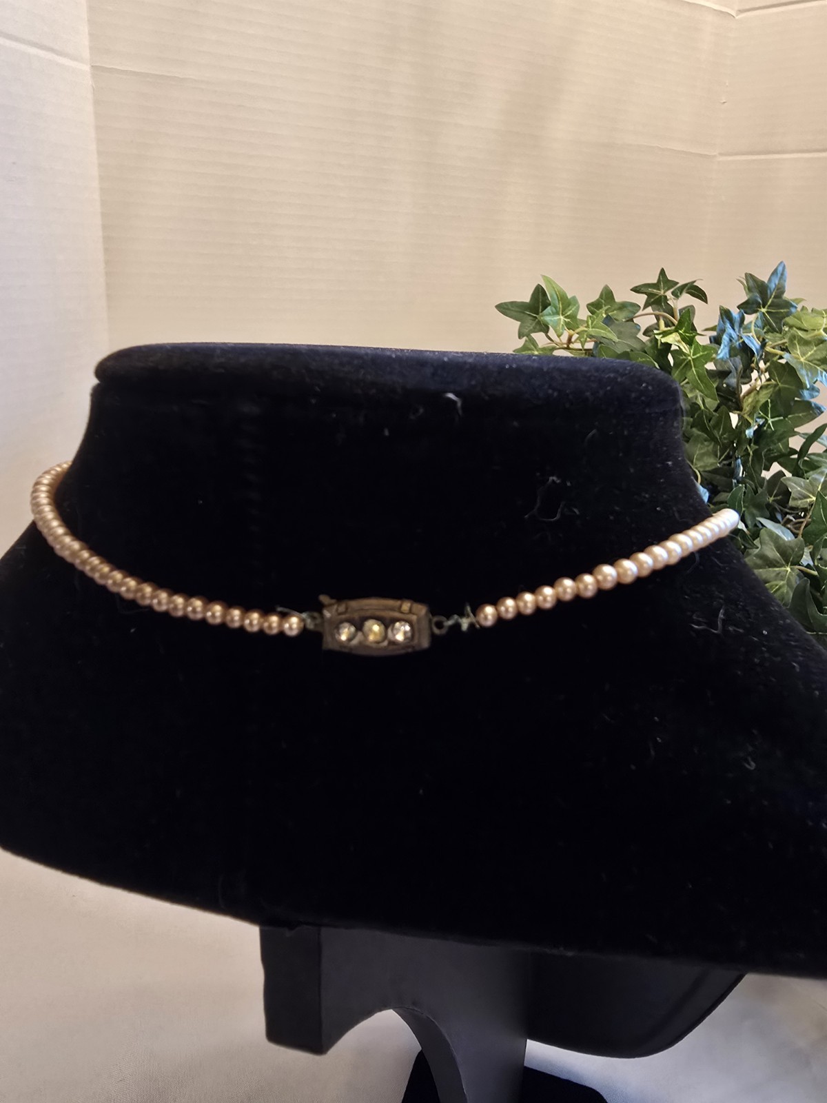 Antique Cultured Pearl Choker Necklace 14.5″-Decorative Depose Clasp-1920’s-50’s