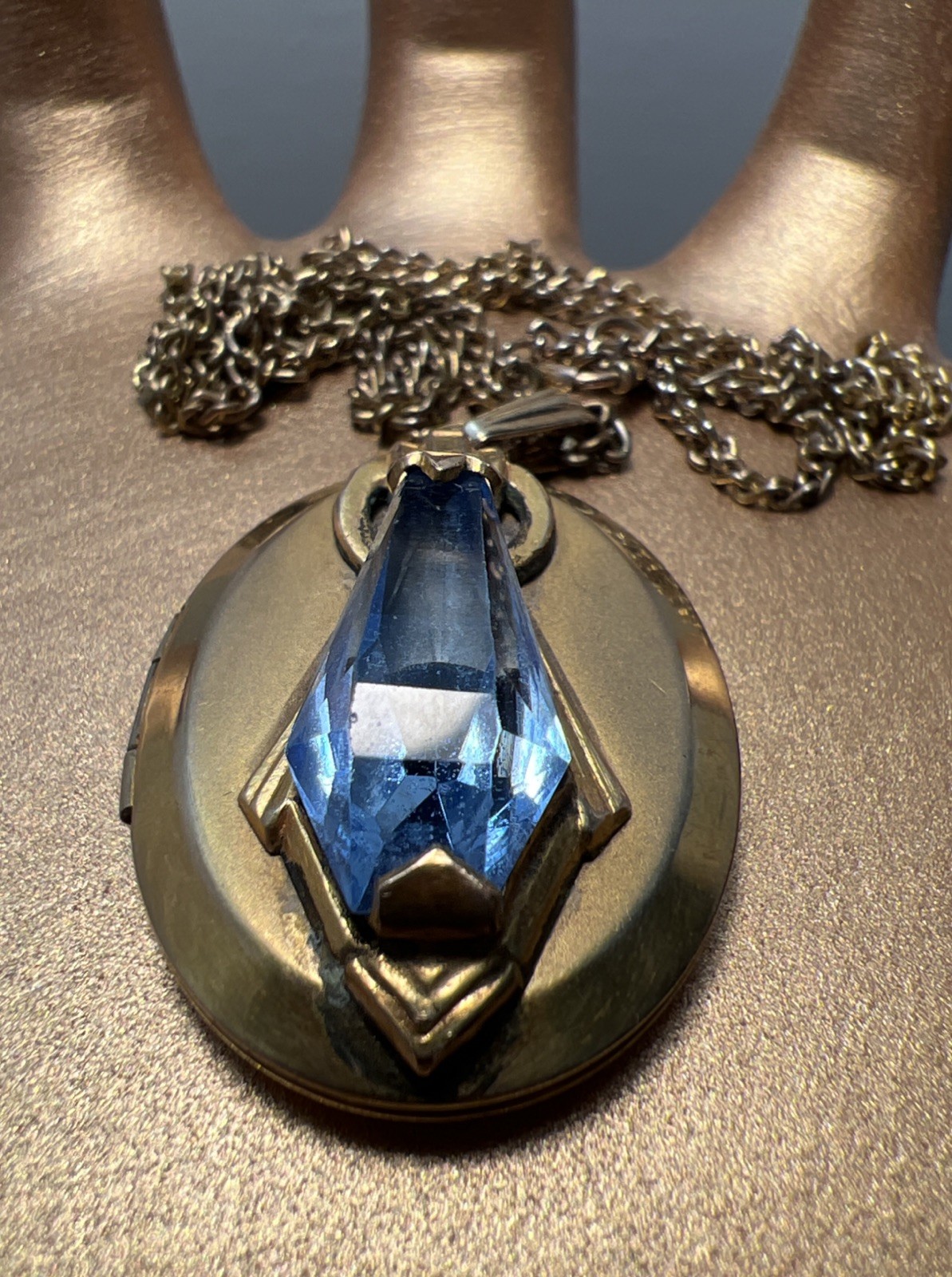 Antique Edwardian Gold Filled Or Gold Plated Fancy Faceted Stone Locket Necklace