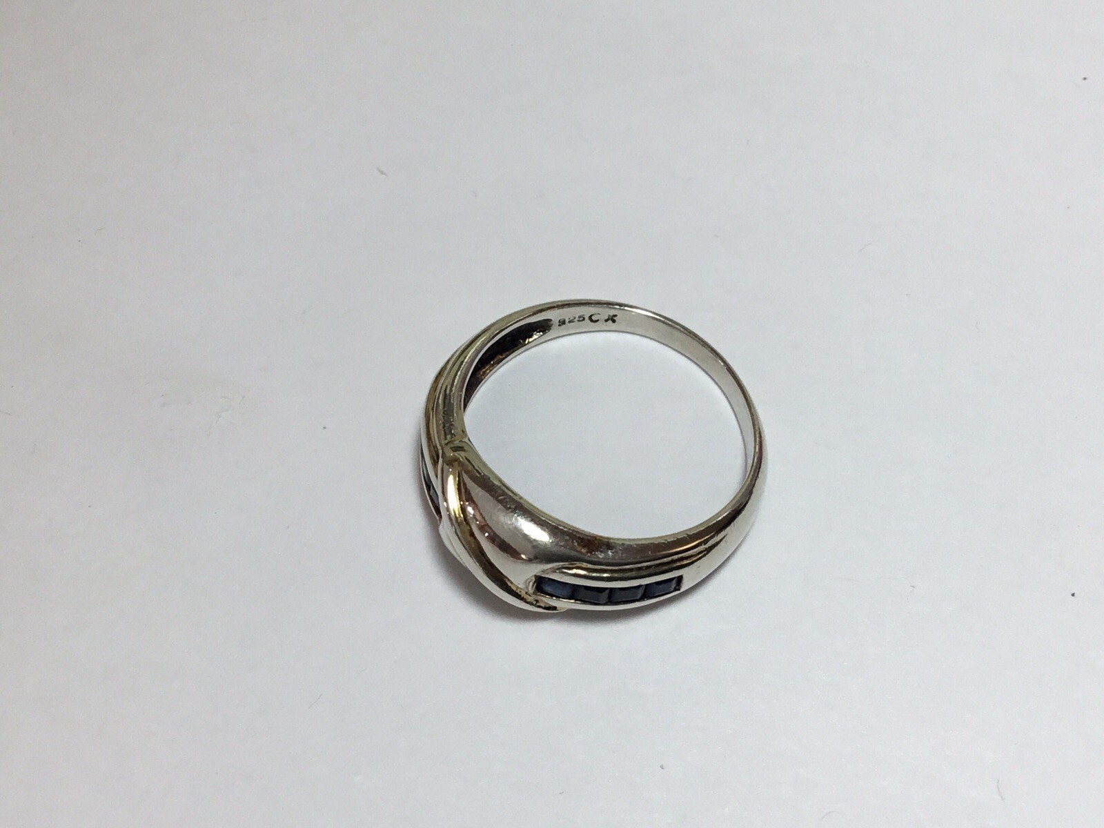 Ladies Sterling Silver Vintage Natural Sapphire Gemstone Slight Domed Ring Sz 7