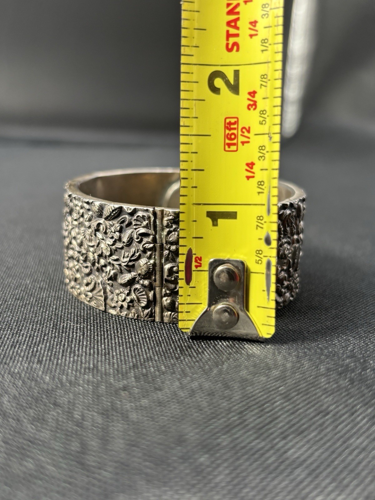 Vintage Sterling Silver REPOUSSE Victorian Style Floral Bracelet 1″ Wide