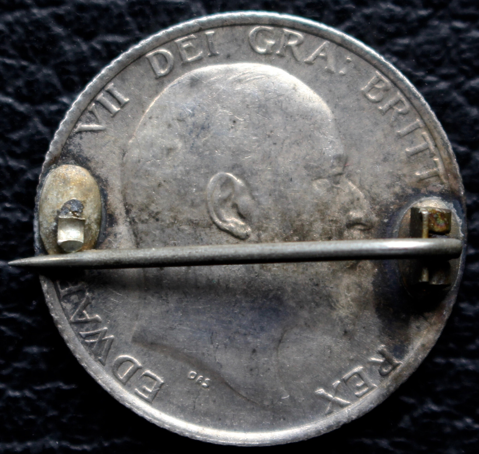 1910 GREAT BRITAIN ONE SHILLING .925 SILVER BROOCH – King Edward VII – 5.65 gram