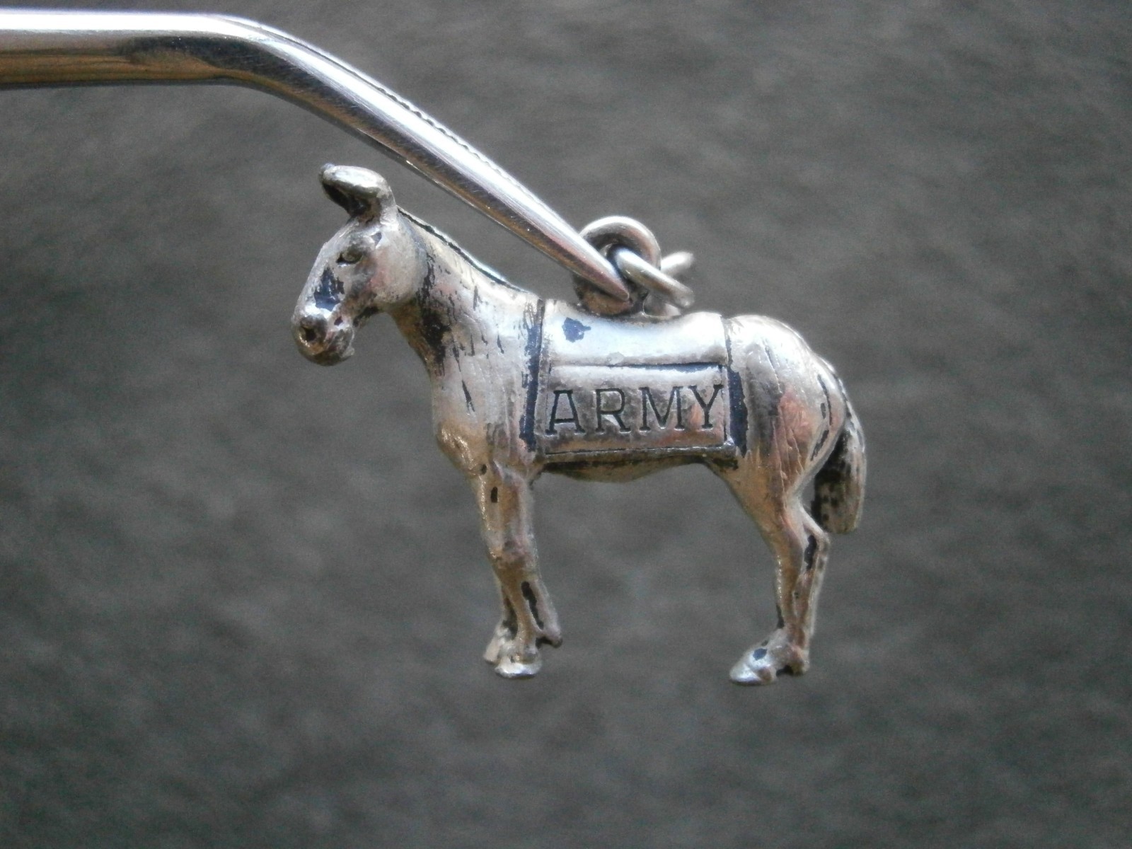 Crest Craft US Army Mule West Point Mascot Vintage Silvertone Charm Pendant 4.4g
