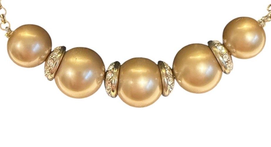Vintage Trifari Signed Gold Tone 18” Chain Necklace Faux Perales & Rhinestones