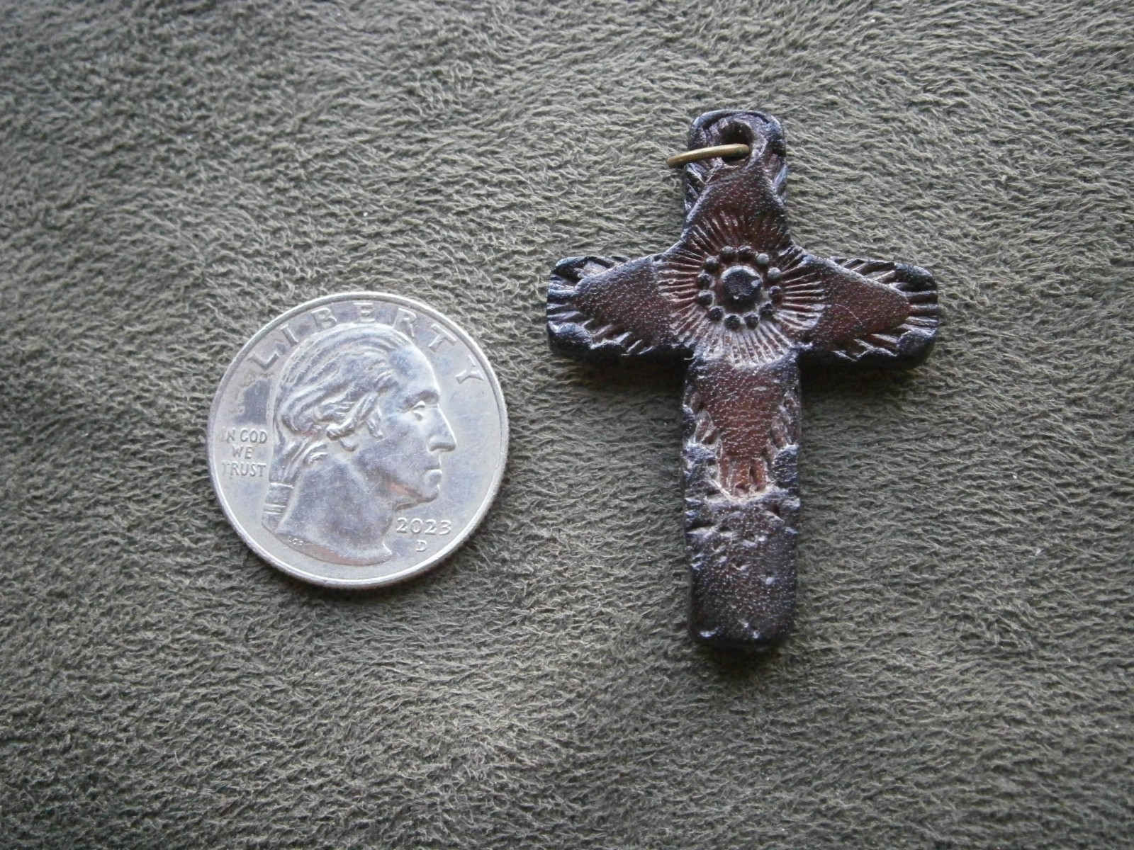 Poppy Flower Cross Military Vintage Lightweight Wood Bracelet Charm Pendant 1.6g