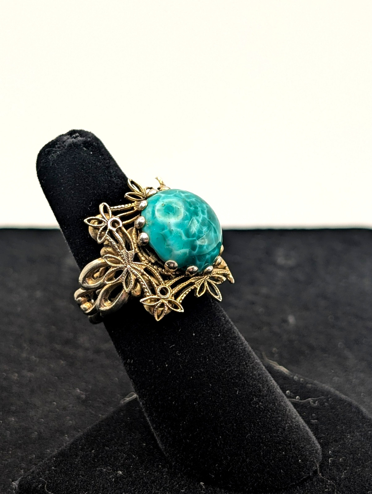 Vintage Gold Tone Filigree Adj. Ring Green Marbled Art Glass Cabochon READ