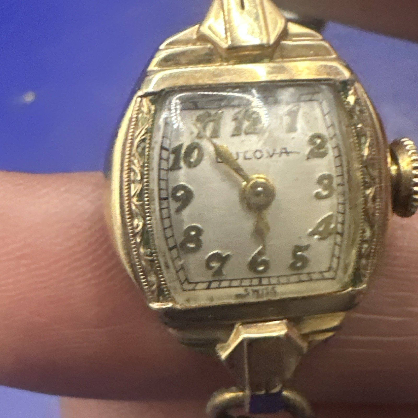 Lot of 6 Vtg Watches (5 Work) Elgin Bulova Royal Star Strauss Jurgensen Read