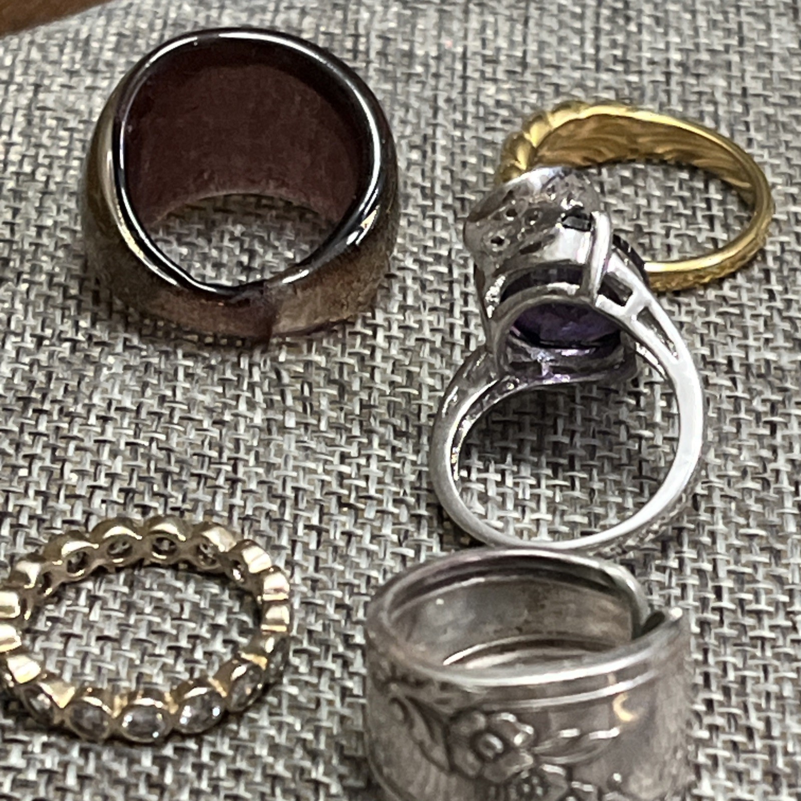 Vintage/Now Ring Lot Costume (17) Pieces