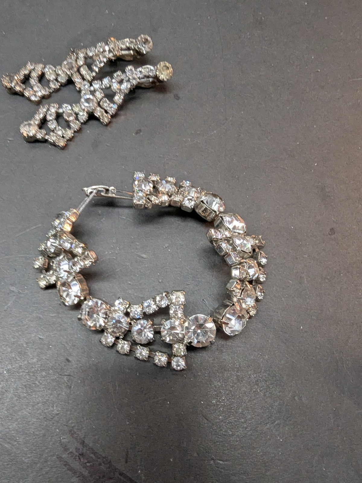 Jewelry Set Dangle Earrings Silver Tone and Bracelet Clear Glass Stones Unmarked