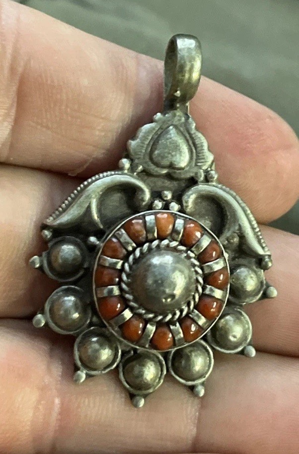 Antique Sterling 925 Silver Pendant Red Coral 2” 15.1g Native American Navajo