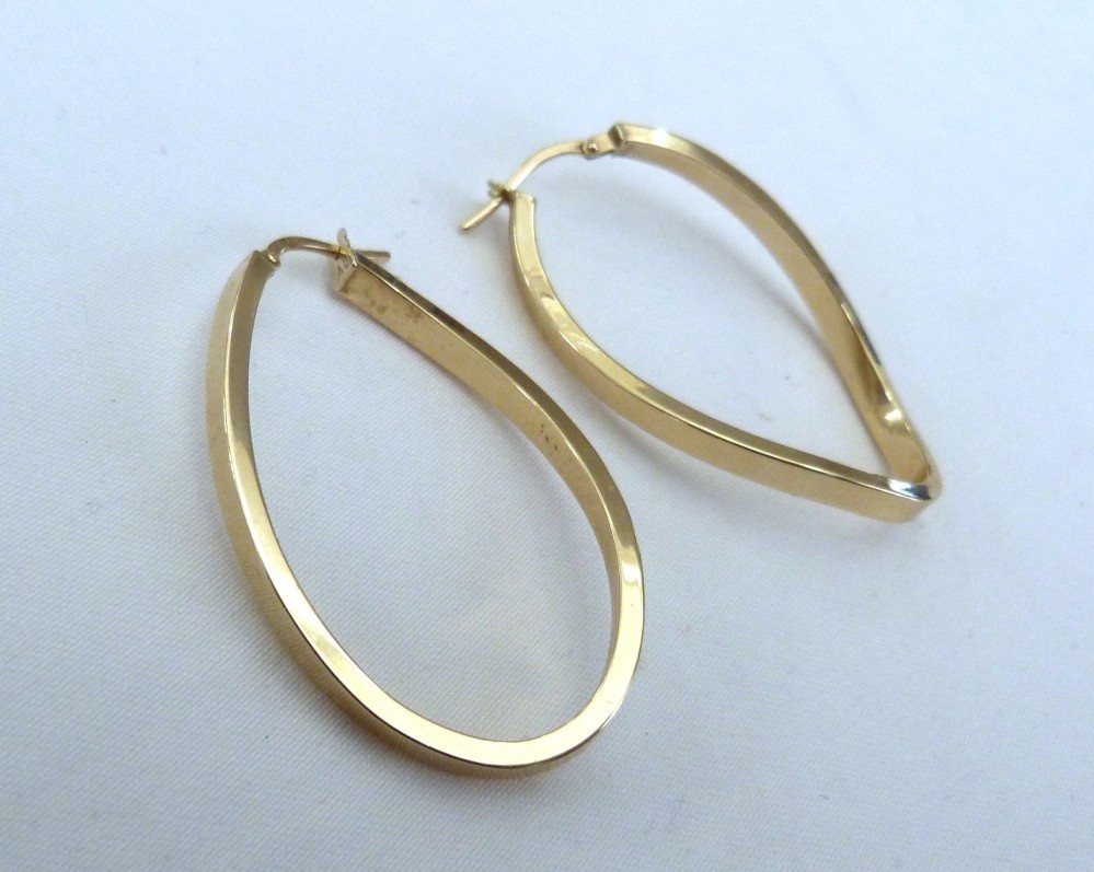 1 5/8″ LONG ITALY 14K YELLOW GOLD SWIRL HOOP CLASSIC LATCH HOOK EARRINGS