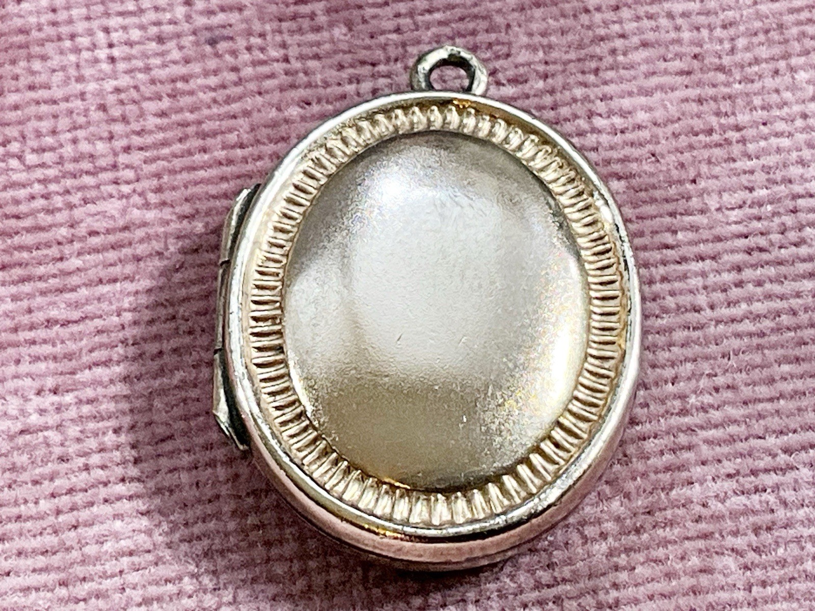 Antique Gold Filled Oval Locket Pendant Charm with Coin Edge Rim Both Sides