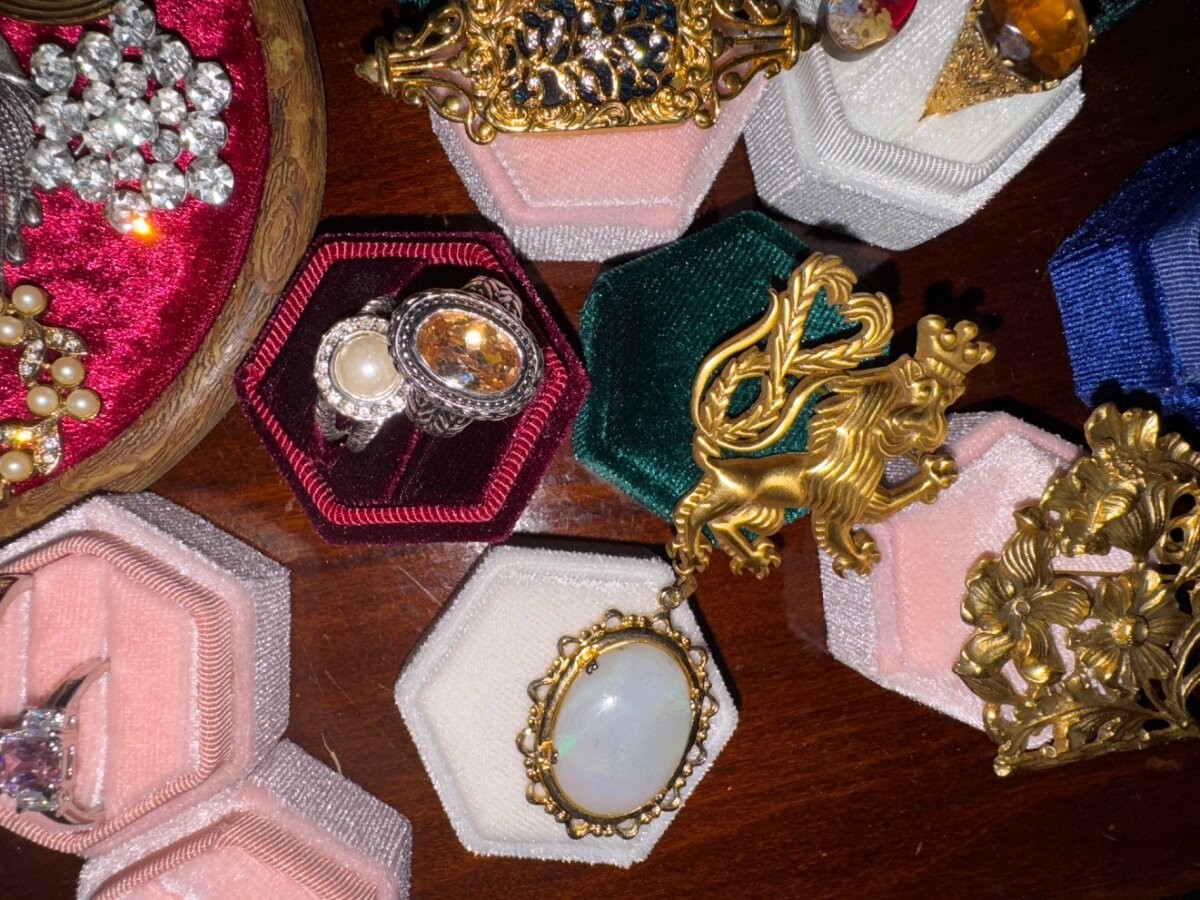 High End Rhinestone Vtg Jewelry Lot Kramer Juliana Coro Trifari Boucher Judy-Lee