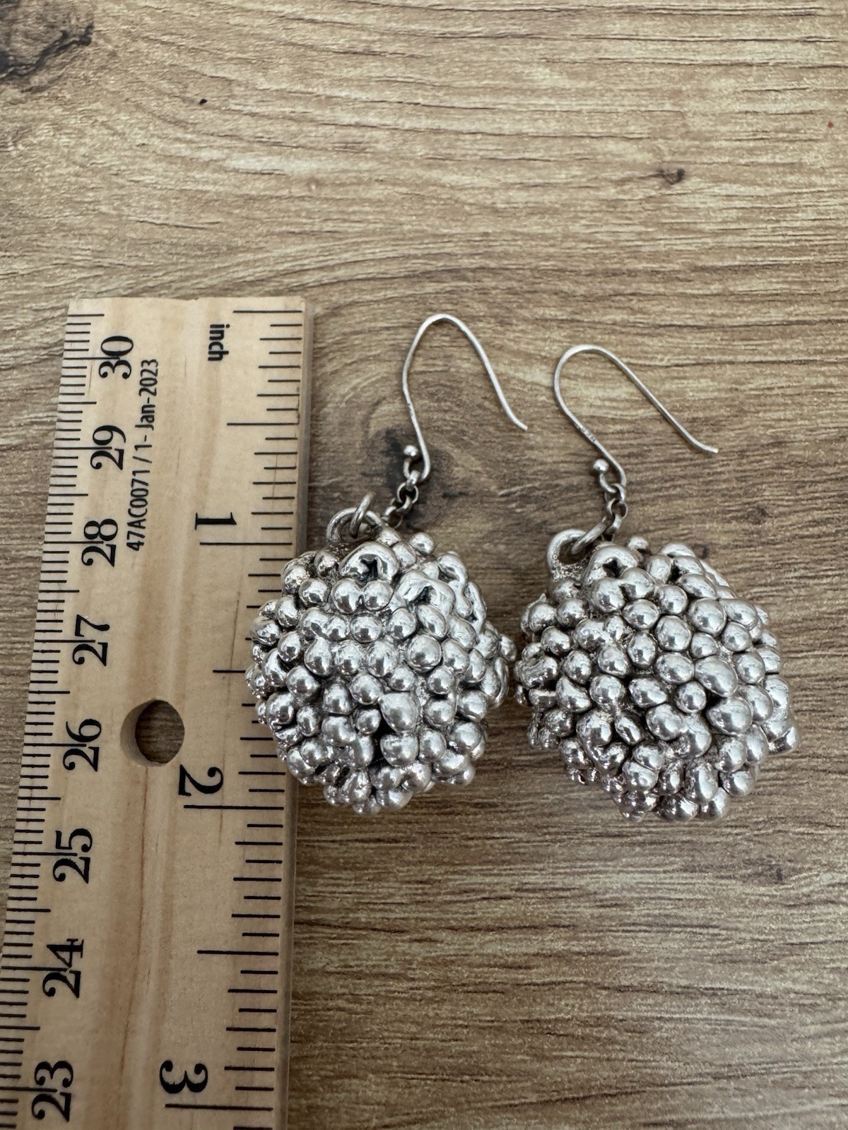 Vintage Silver Tone Textured Round Cluster Ball Dangle Drop Hook Earrings
