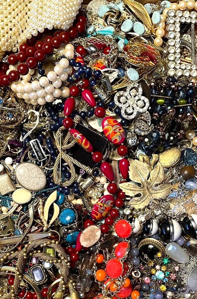 1 Lb Unsorted Jewelry Vintage & New Lot Craft Junk & Wear Resell Mixed Tangles