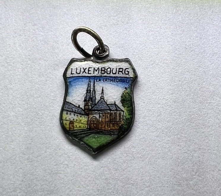 Luxembourg La Cathedrale 800 Silver Enamel Travel Charm EH.j