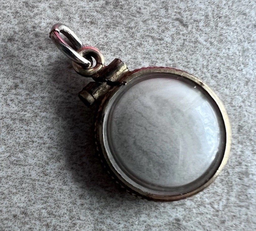 Vintage 1/20 14kt Gold Filled Shaker Locket Charm Pendant Filled With Unknown C9