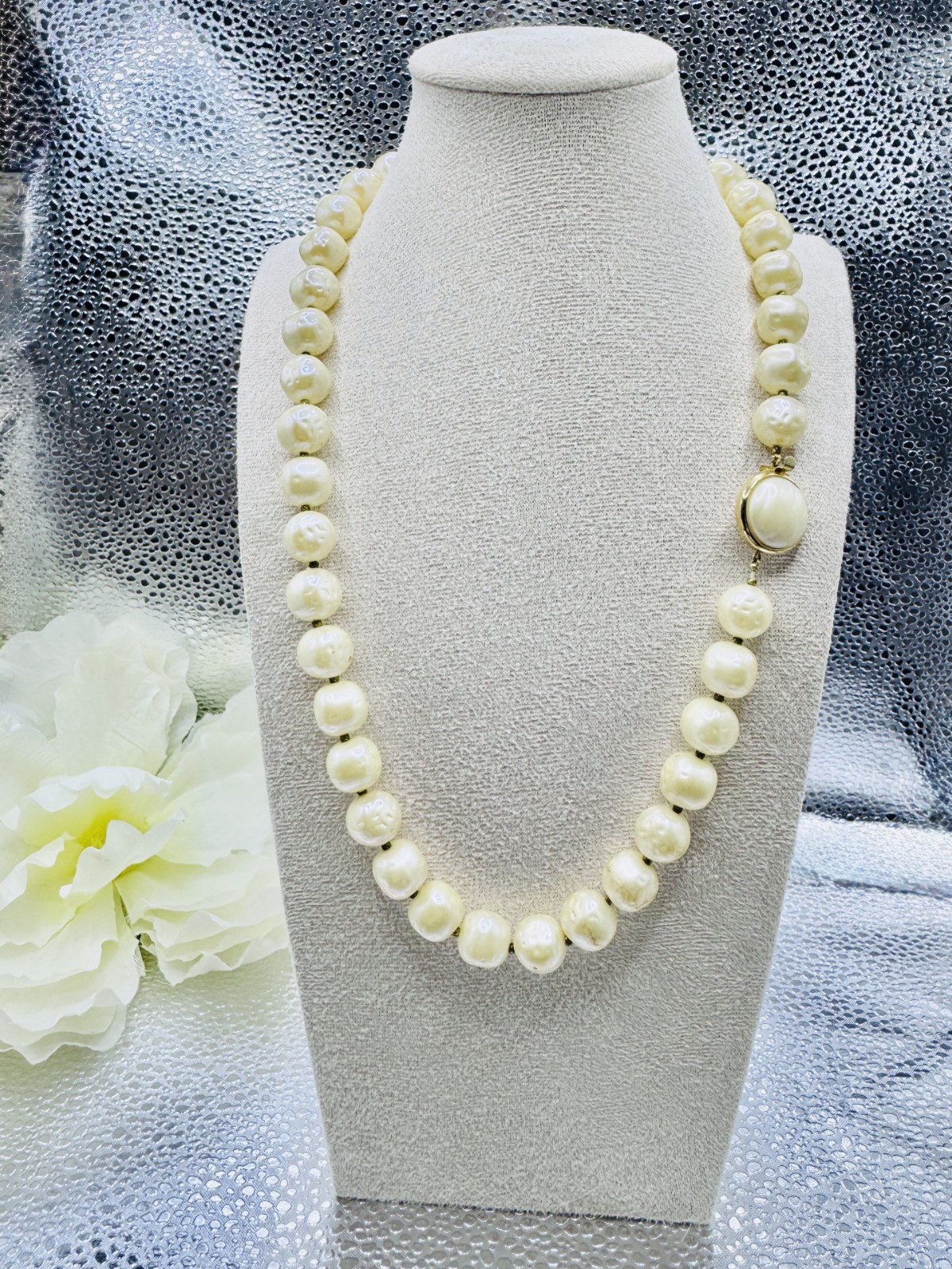 Rare! High End! “Trifari” w/Crown Over “T” 22″ Faux Baroque Pearls’ Necklace