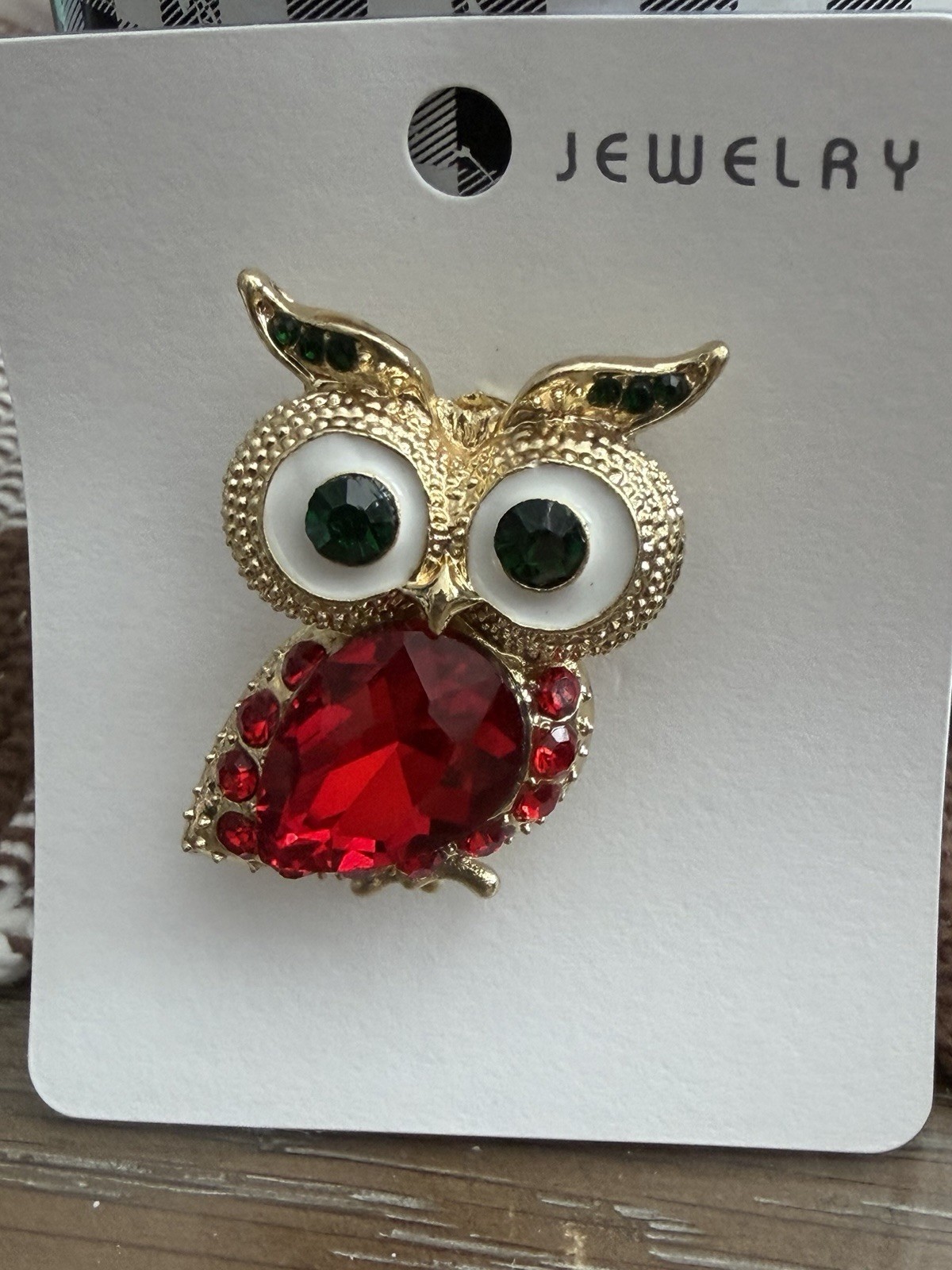 Retro Big Eyed Owl Brooch Red Rhinestone Fashion Pin Vintage Style