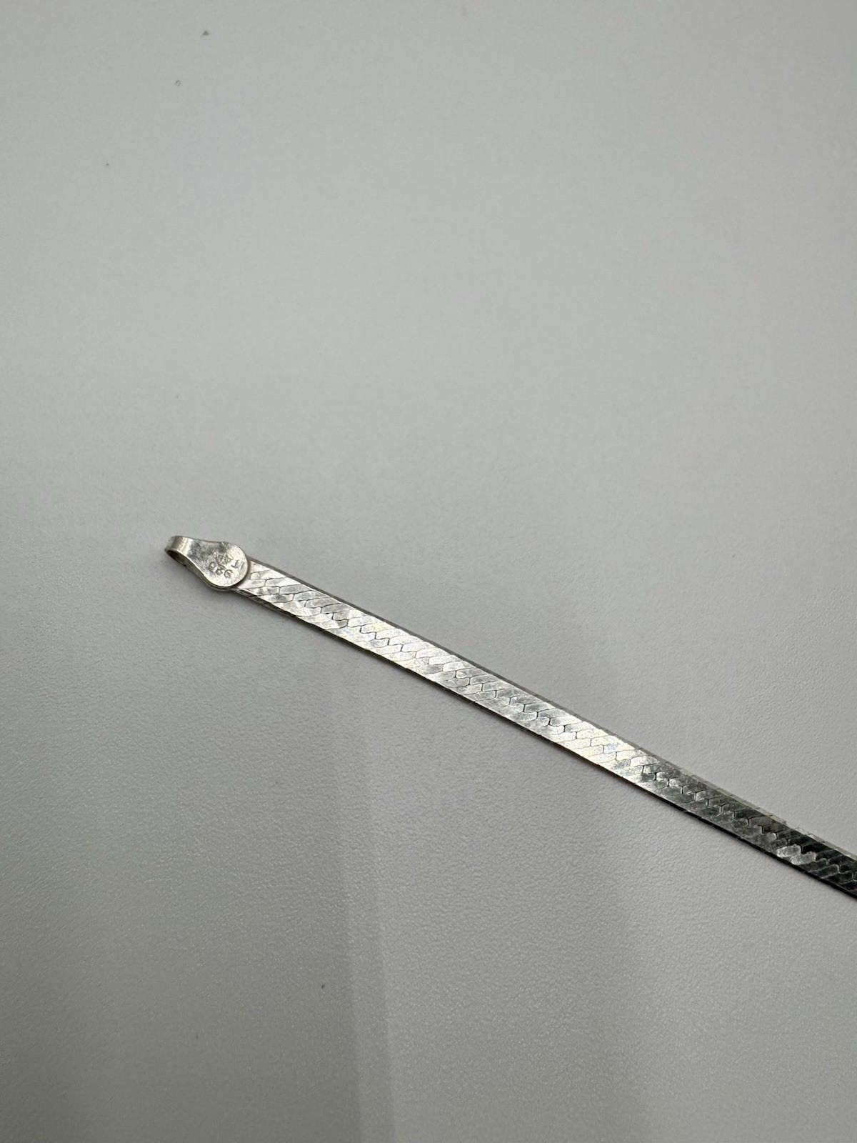 “Someone Special” Vintage Herringbone Italy 925 Sterling Silver Bracelet 7.5in