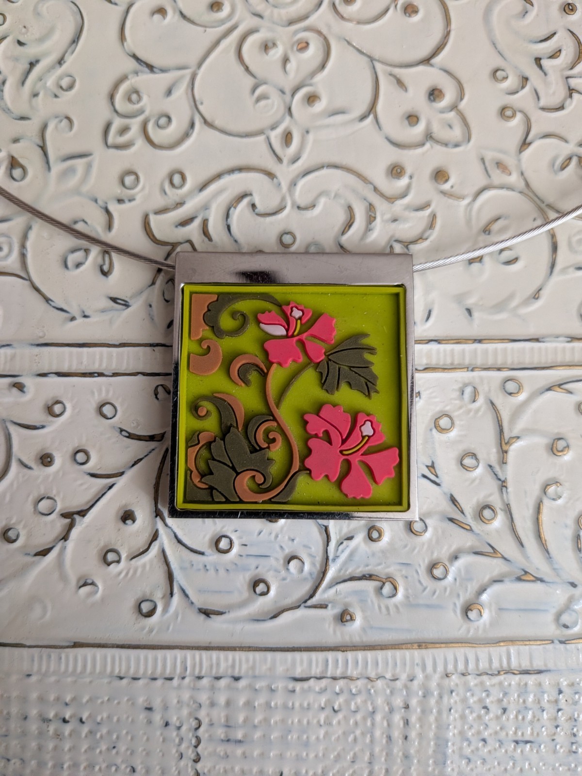 ZARAH HANDMADE DESIGNED HIBISCUS FLORAL PENDANT SQUARE SILVER CHOKER SIGNED