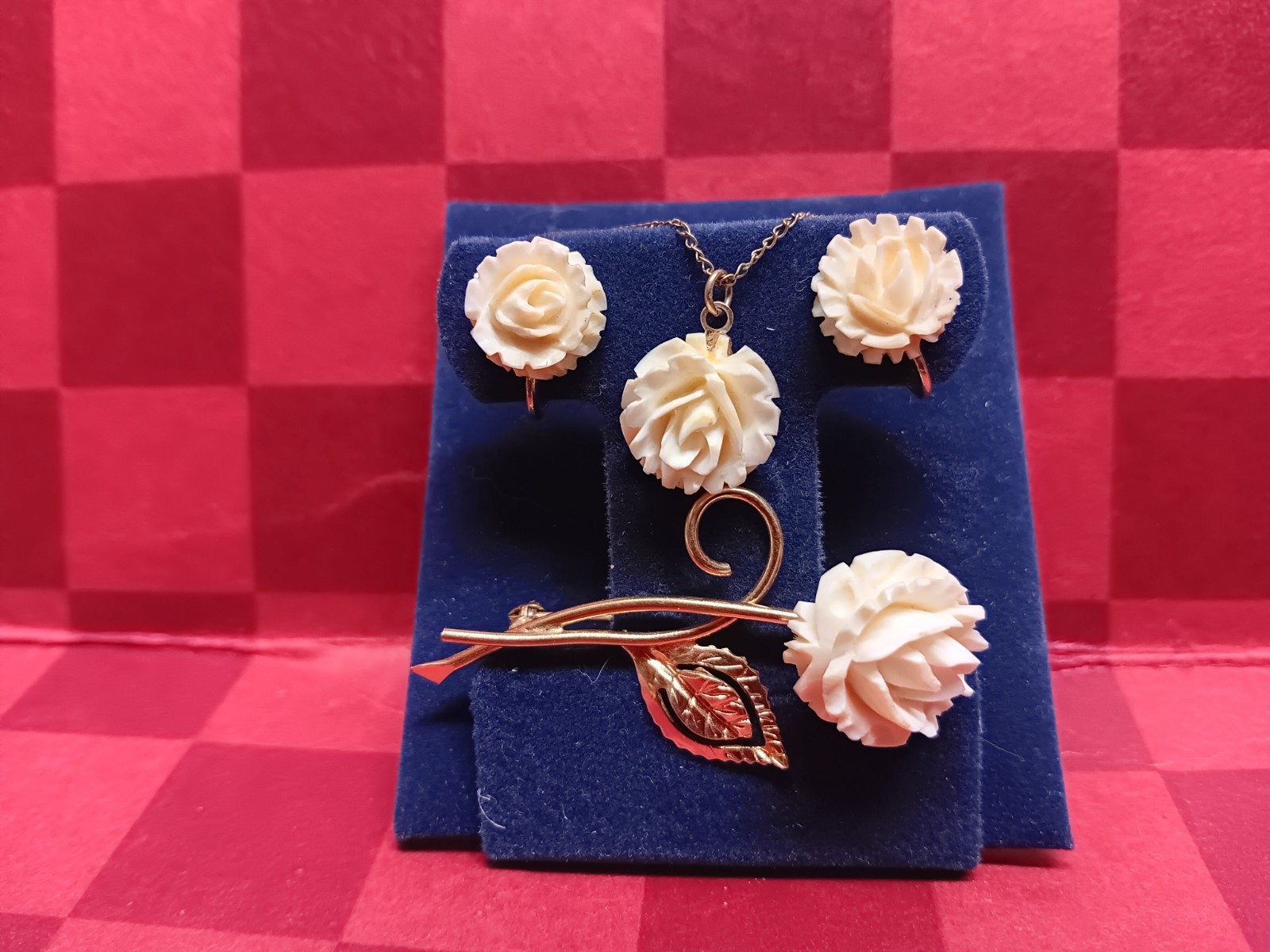 WINARD Carved White Rose 12kt Gold Filled Clip Back Earrings, Brooch & Necklace