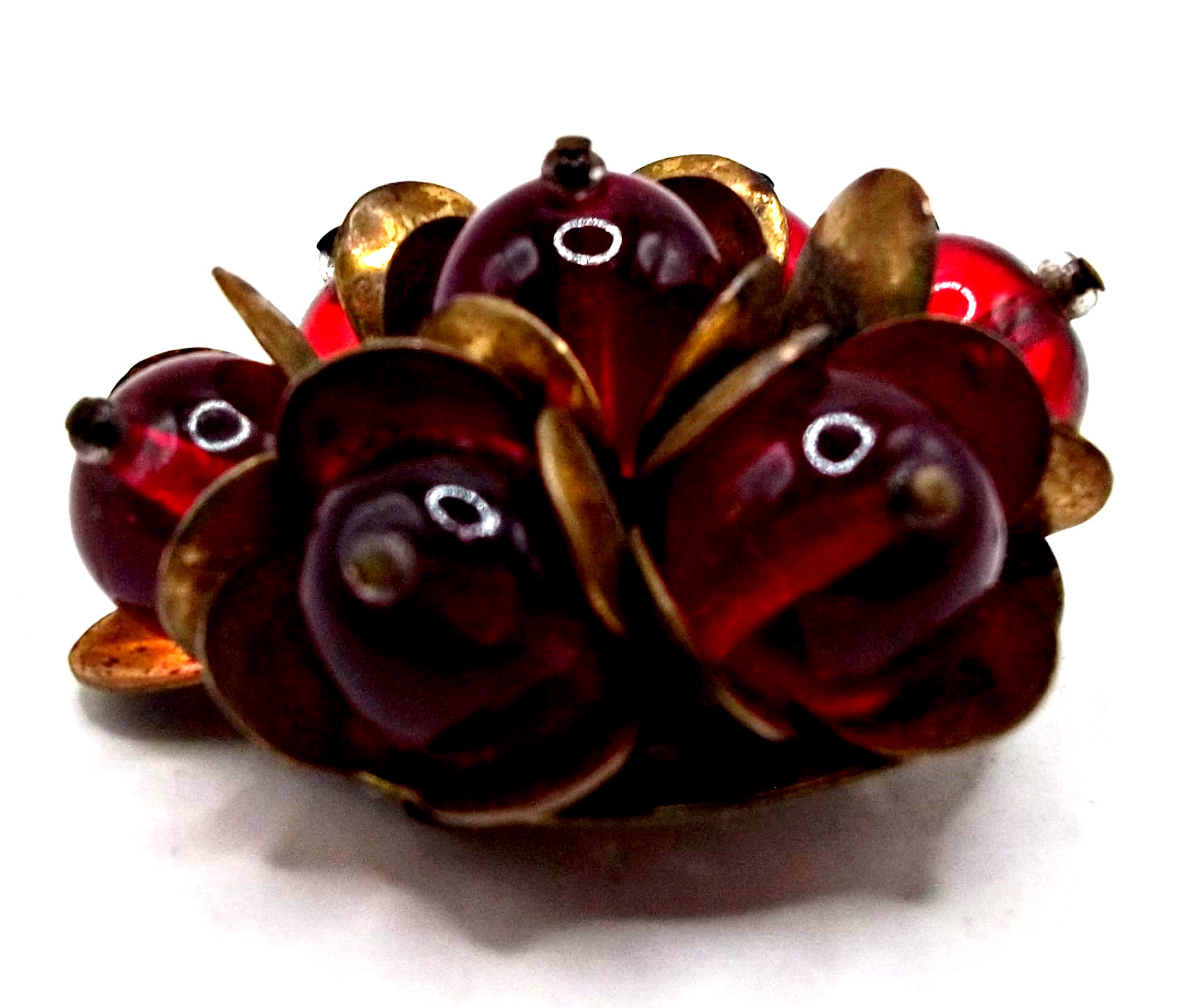 Vintage 1940’s Unsigned Miriam Haskell Red Poured Glass Gripoix Cluster Brooch