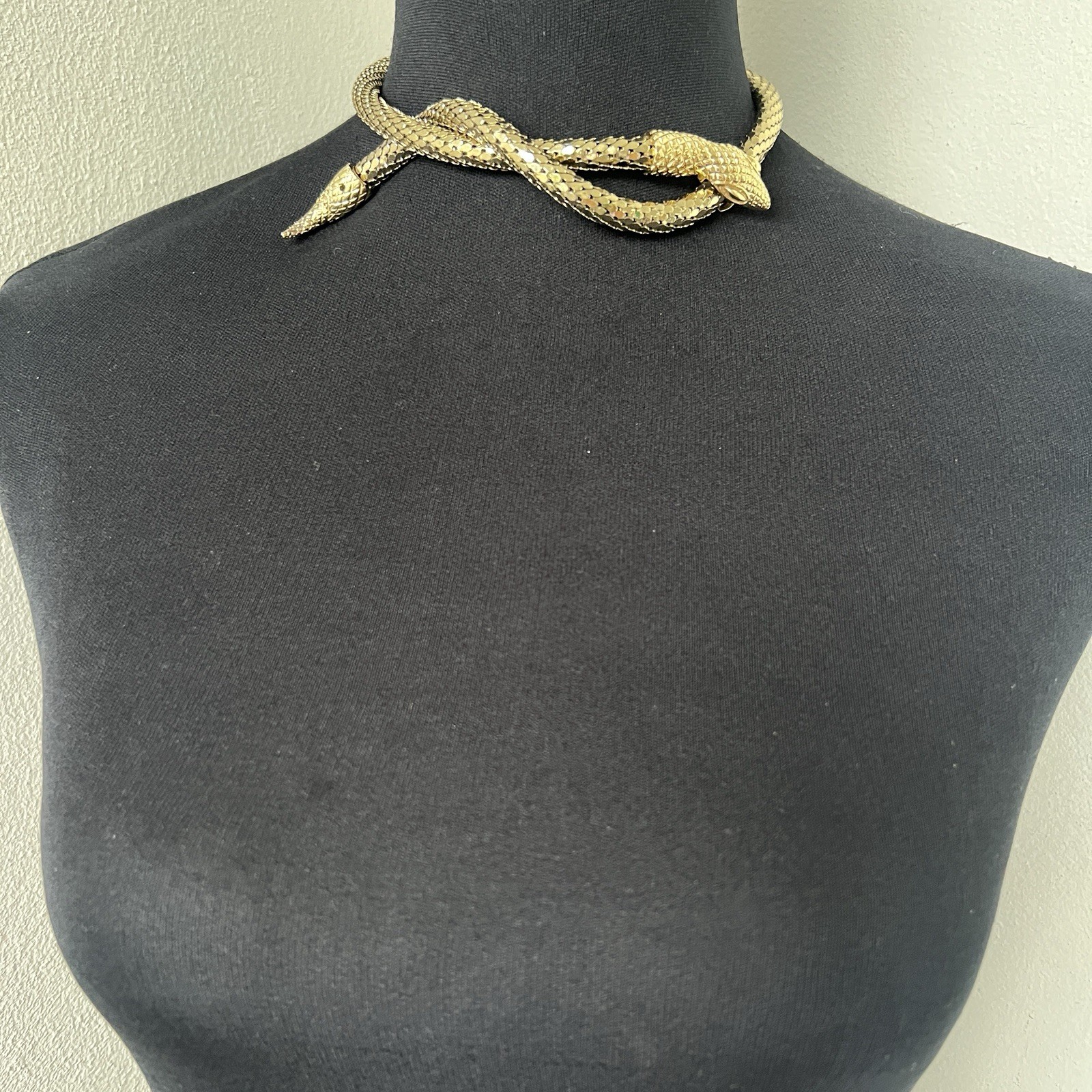 Whiting & Davis Mesh Snake Lariat Necklace in Gold Rare Diamond Crosshatch Vtg