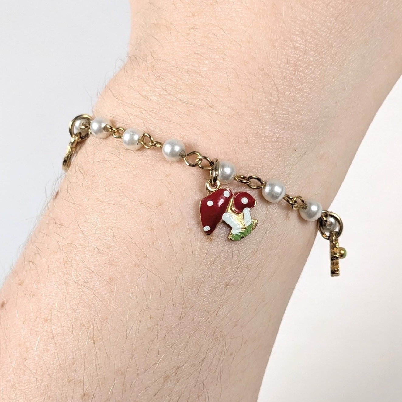 Vintage Mushroom Horseshoe Four Leaf Clover Enamel Lucky Charm Bracelet 6.5in