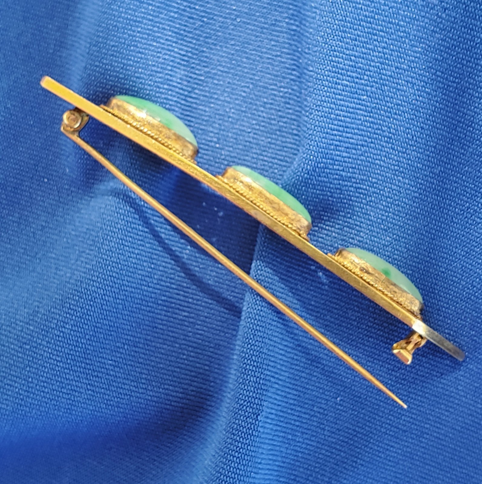 Original EARTH MINED JADE Antique Art Deco Brooch Vintage SOLID 14K GOLD Bar Pin
