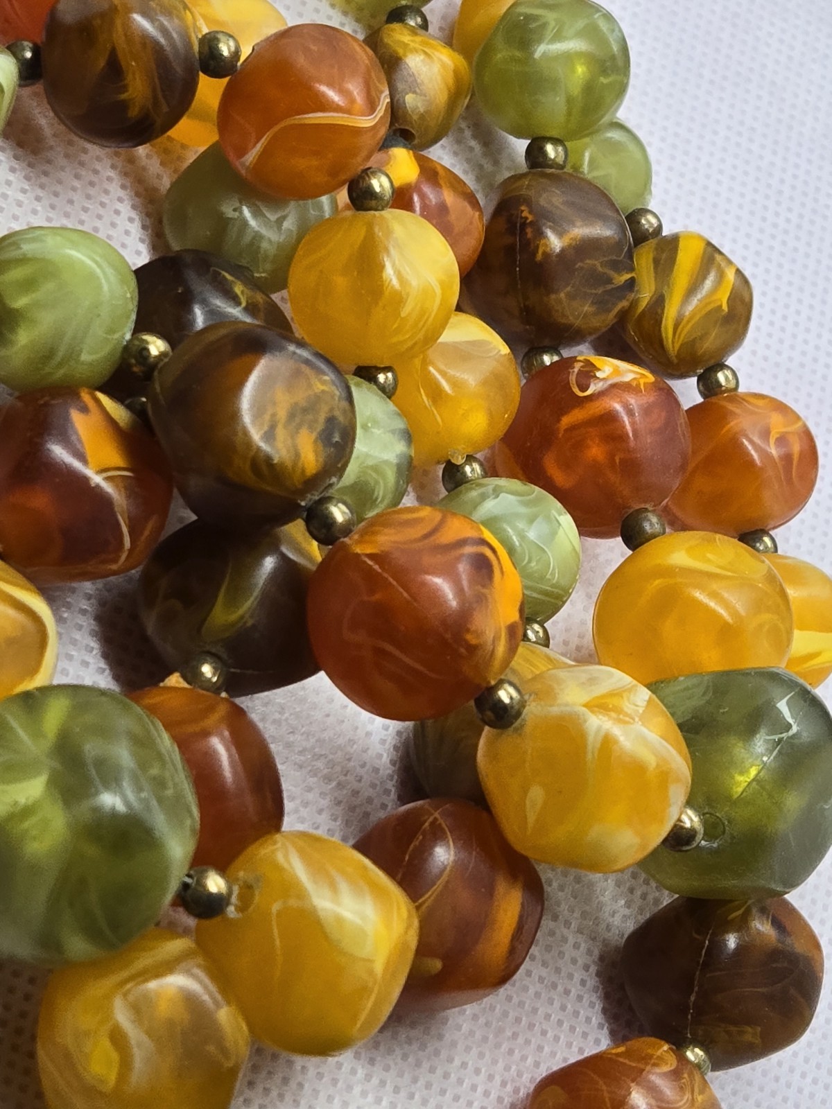 Vintage Swirl Plastic Triple Strand Necklace- great colors
