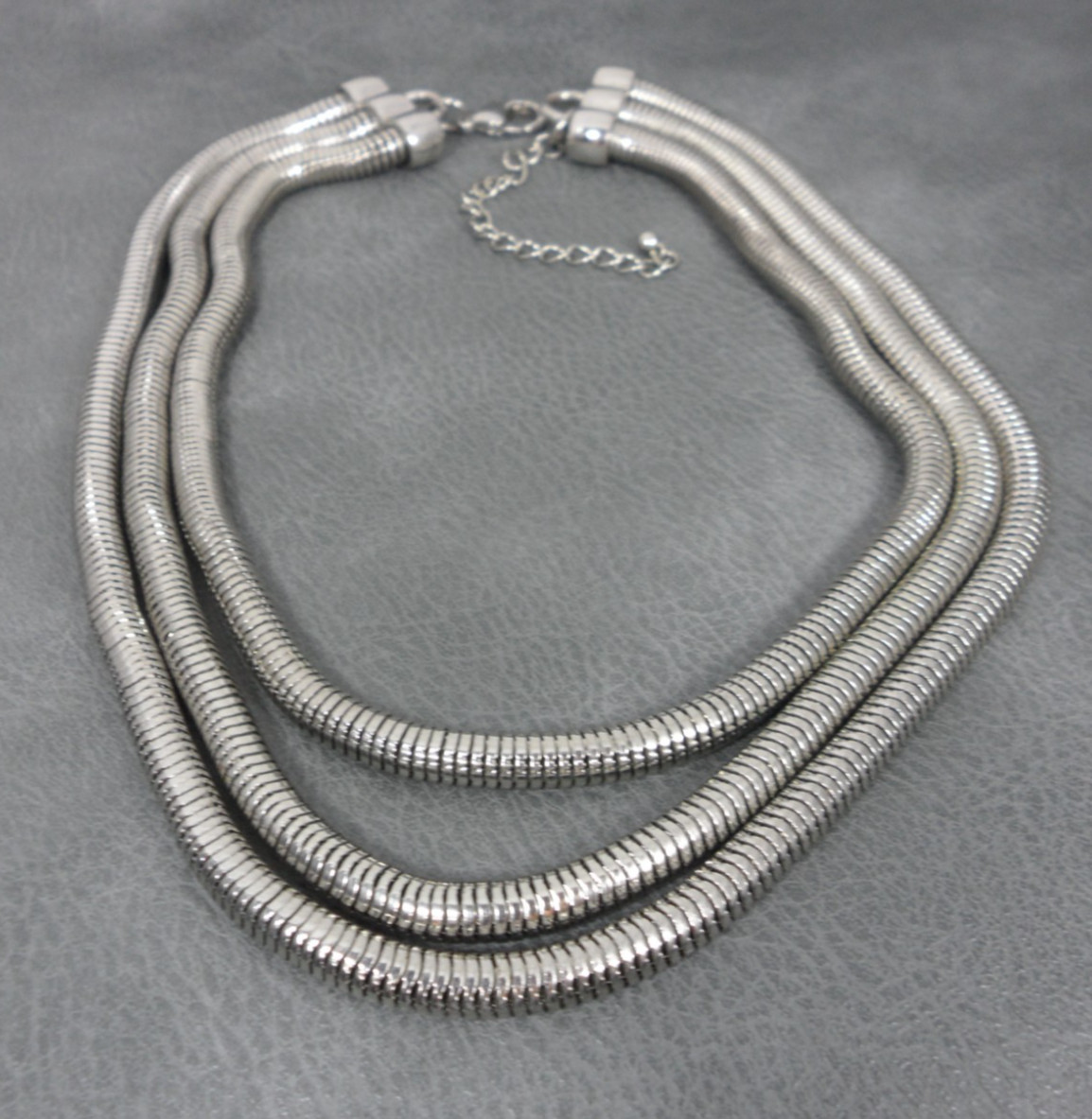 Brazilian Snake Chain Collar Necklace 3 Strand Layered Slinky Vintage Modern