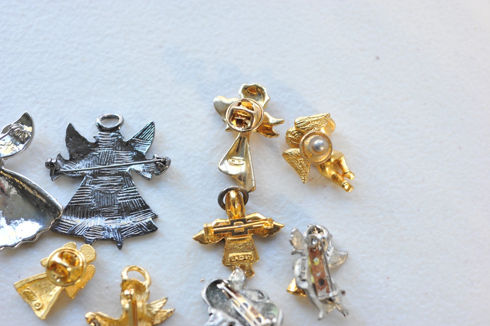 Large LOT ANGELS BROOCH pin gold silver rhinestone enamel 1 signed jane MN12