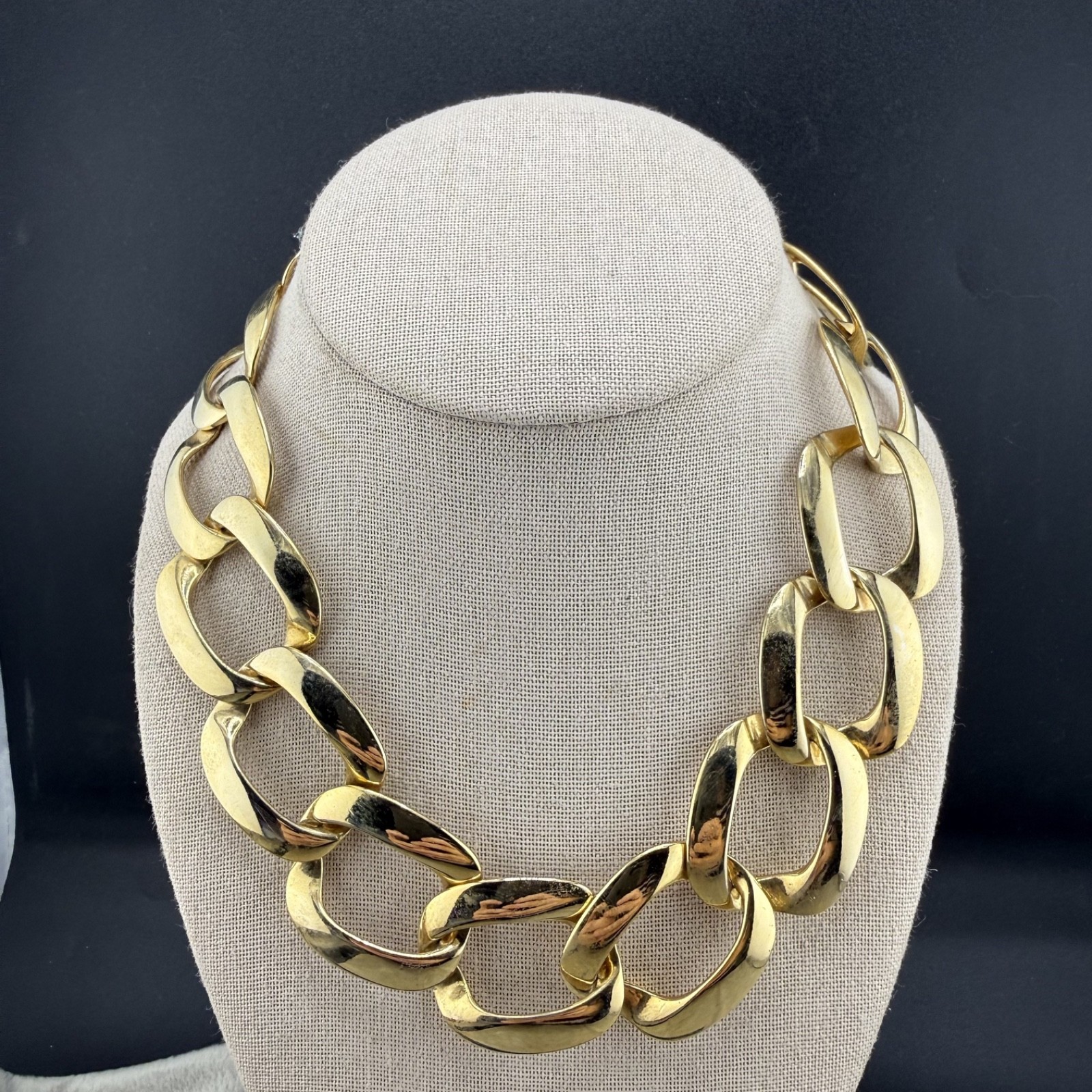 Vintage Chunky Necklace Gold Tone 17” Heavy 80s