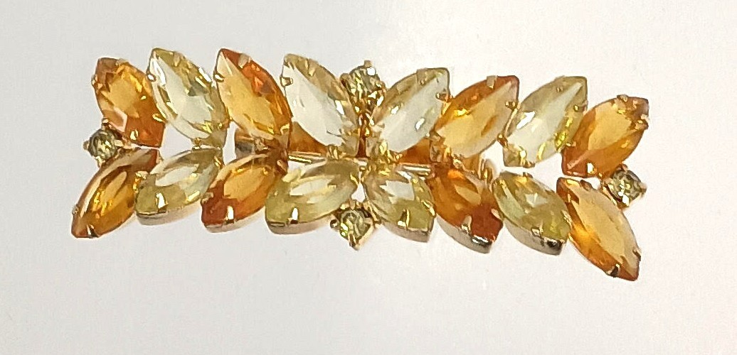 1950’s Quality Two Tone Topaz Rhinestone Bar Pin