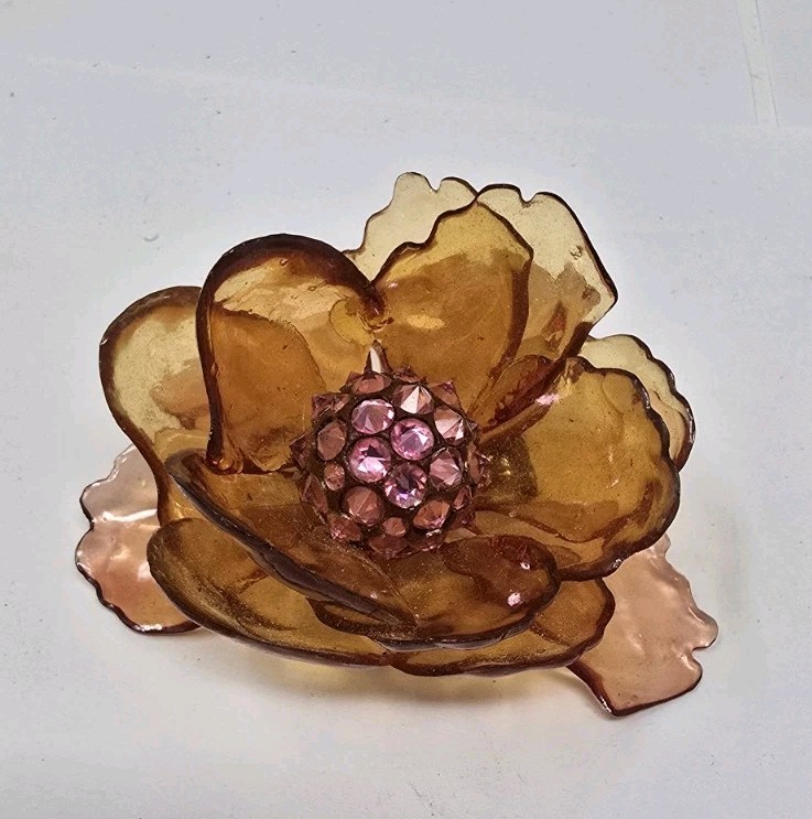 Golden Cellulose Acetate Flower Brooch Pin With Earrings Vintage