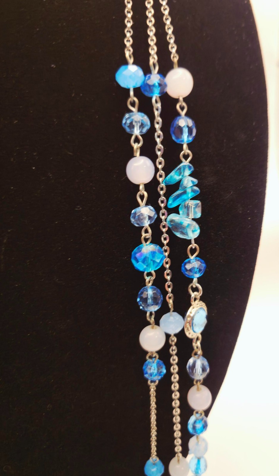 Vintage Triple Strand Blue Glass Bead Necklace Silver Tone Chain Unbranded Multi