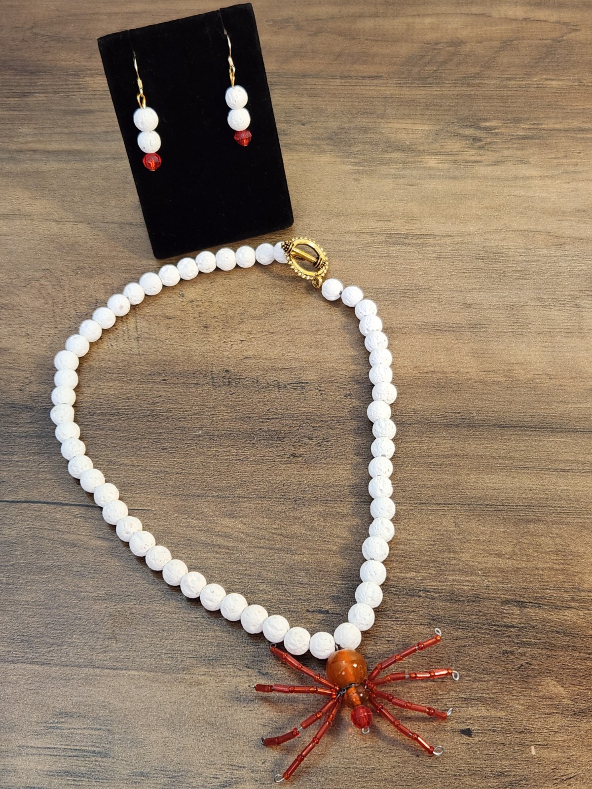 Vintage Spider Pendant Bleached Lava Beaded Necklace 17″ & Matching Earrings