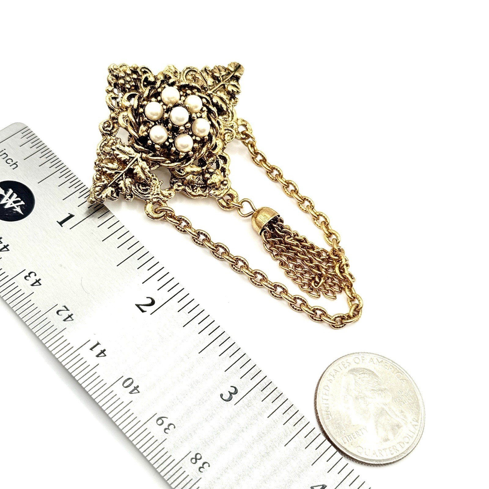Vtg Goldtone Brooch Pin Victorian Style Faux Pearl Dangling Charm Chain Q