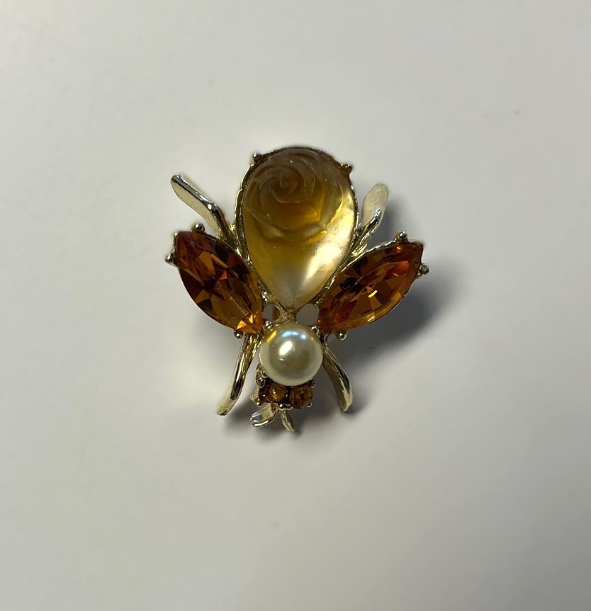 Beautiful Yellow Stones Bee Pin Brooch w Rose Body 1.5″ Long US Seller