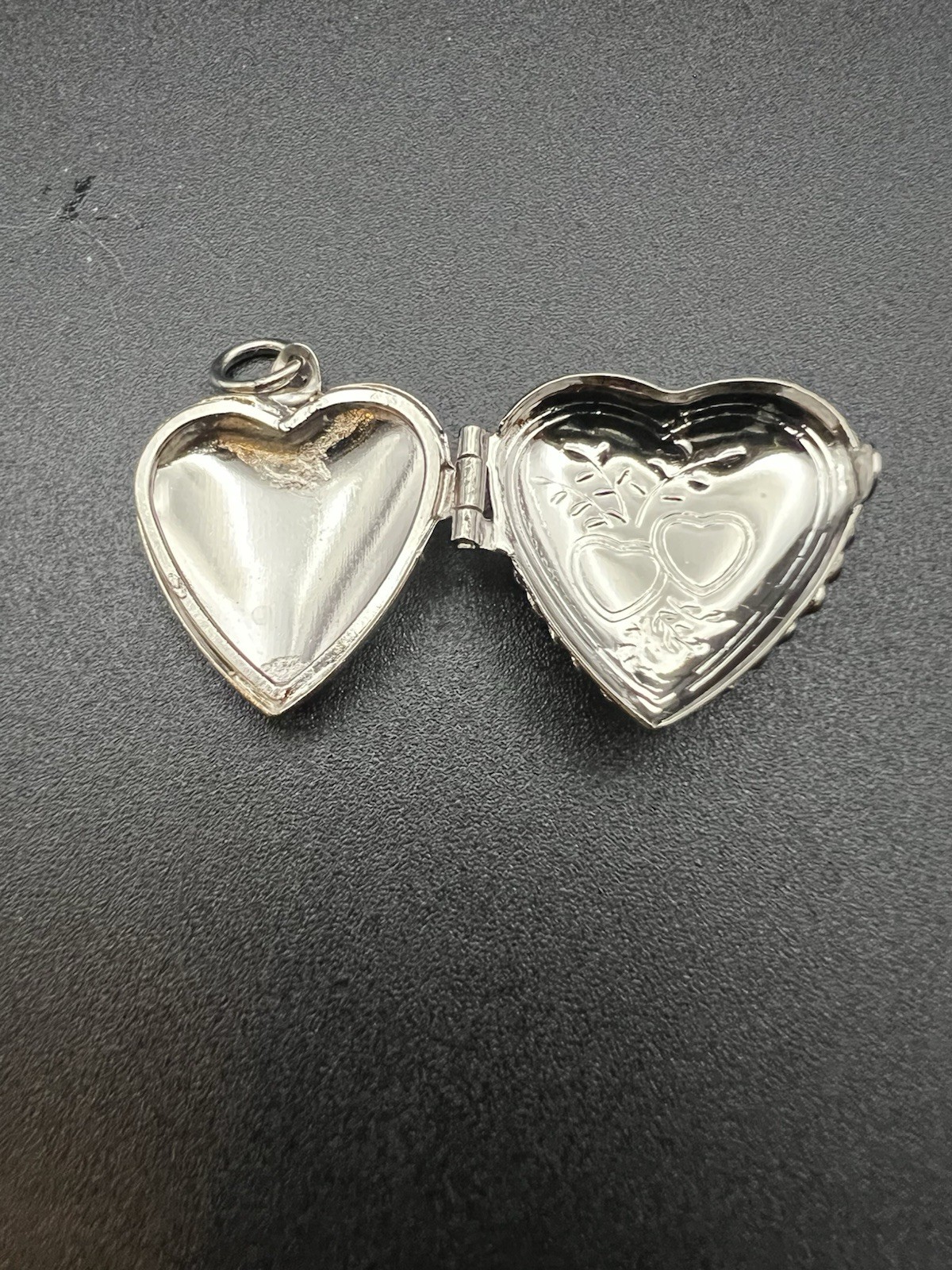 Vtg Heart Shaped Silver Tone Photo Locket Pendant Blue RhineStones Floral Charm