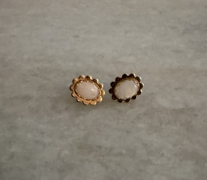 Vintage Gold Filled Opal Scalloped Stud Pierced Earrings Flower Like Base