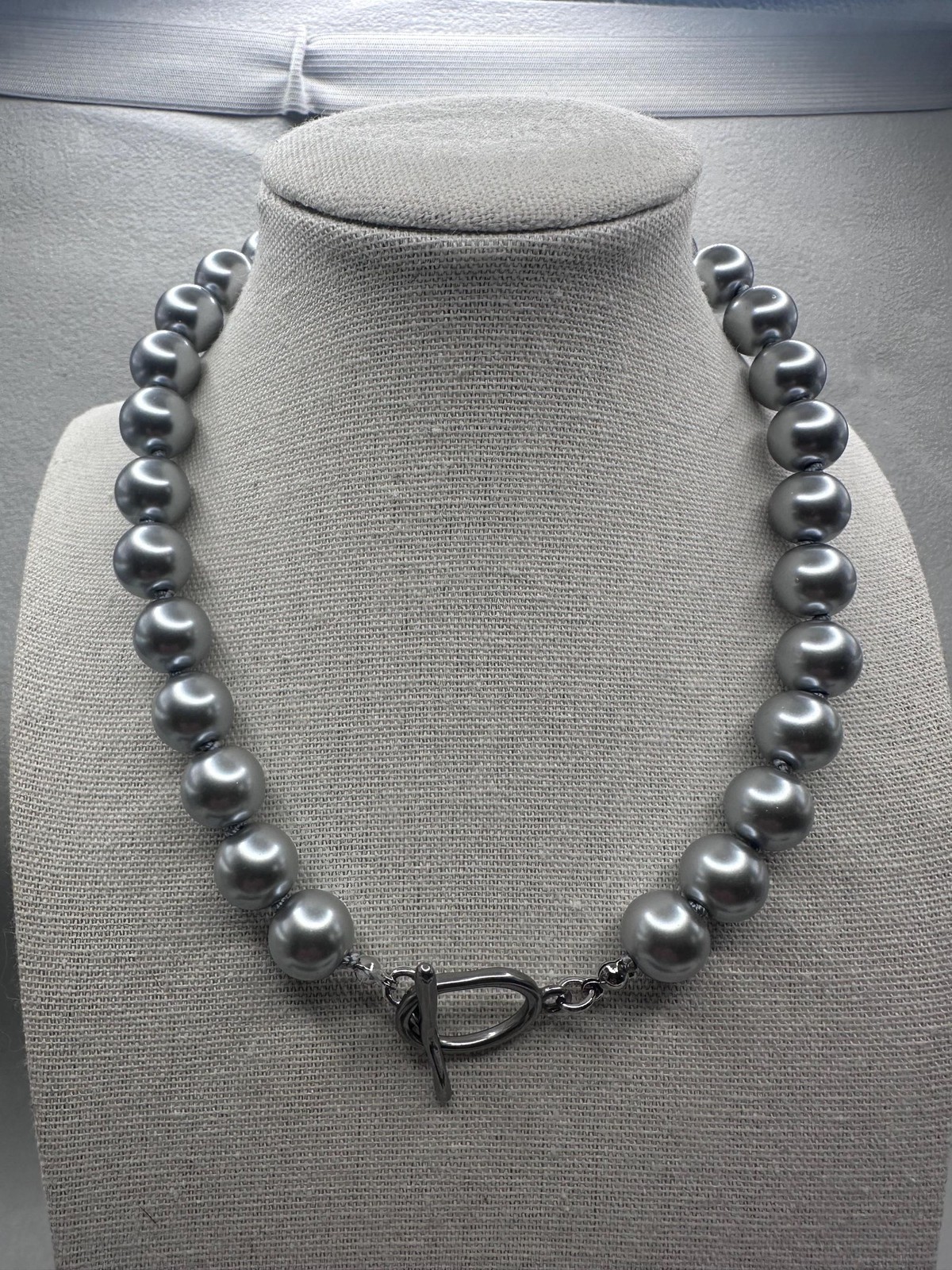 Minimalist Light Grey Glass Pearl Choker Stainless Toggle