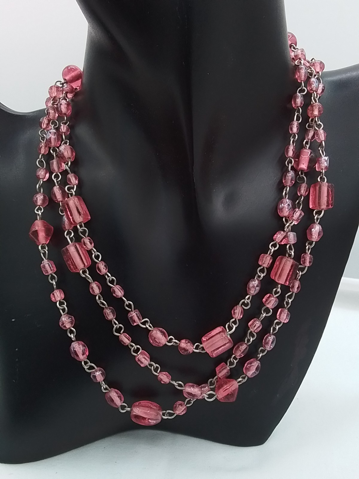 46″ PINK ART GLASS VINTAGE ESTATE NECKLACE CUBE & ROUND SHAPE BEADS CHAIN LINKED