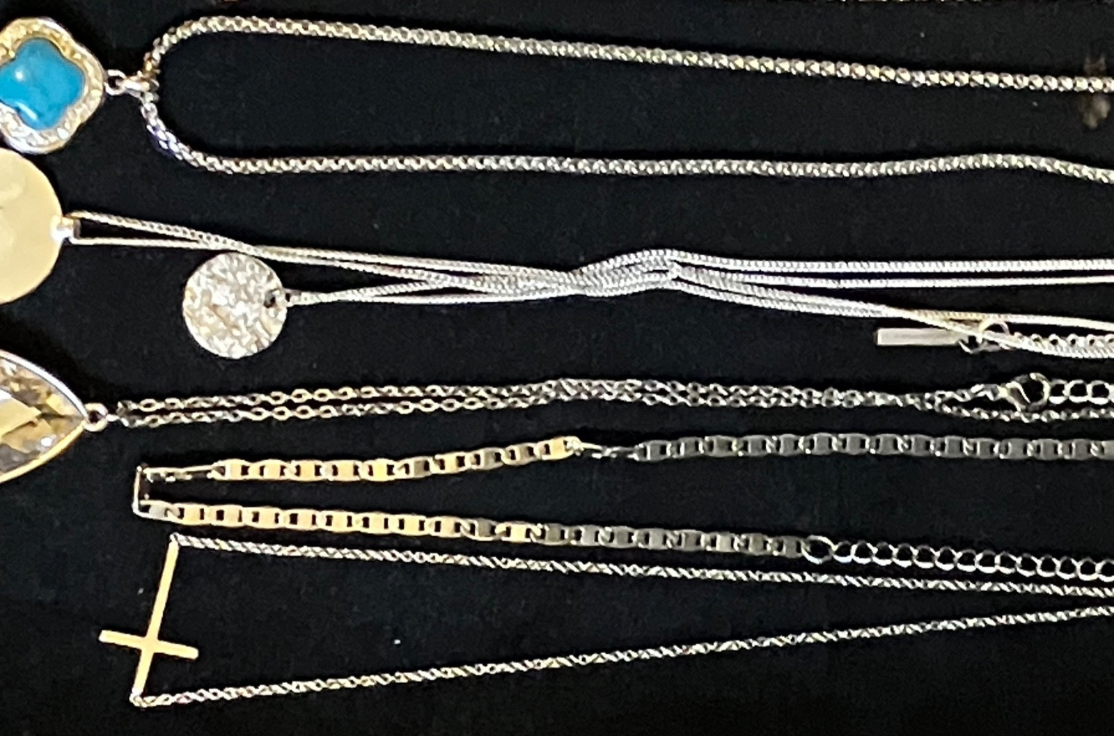 Lot Of 10 Vintage to Now Dainty Pendant Necklaces Jewelry