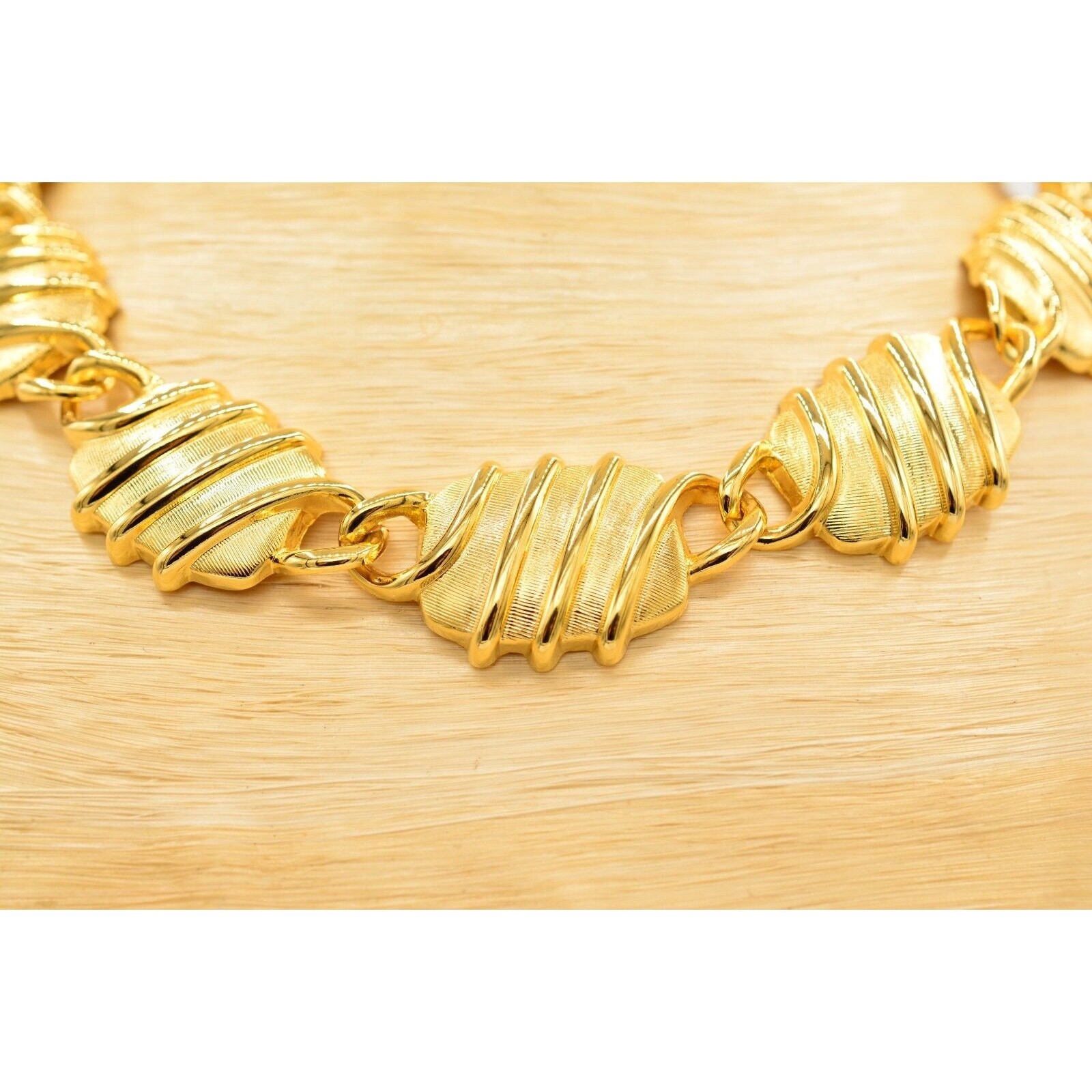 Vintage Statement Collar Necklace Polished Gold Linked Chain Chunky 1980s Bin1