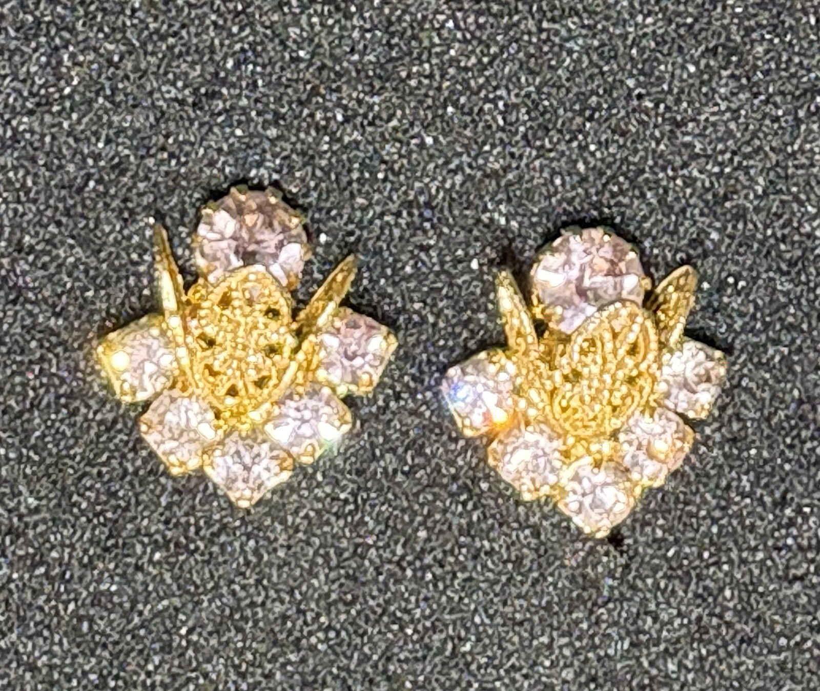 Stunning Purple Pink Rhinestone Brooch Pin With Matching Clip-on Earrings Set