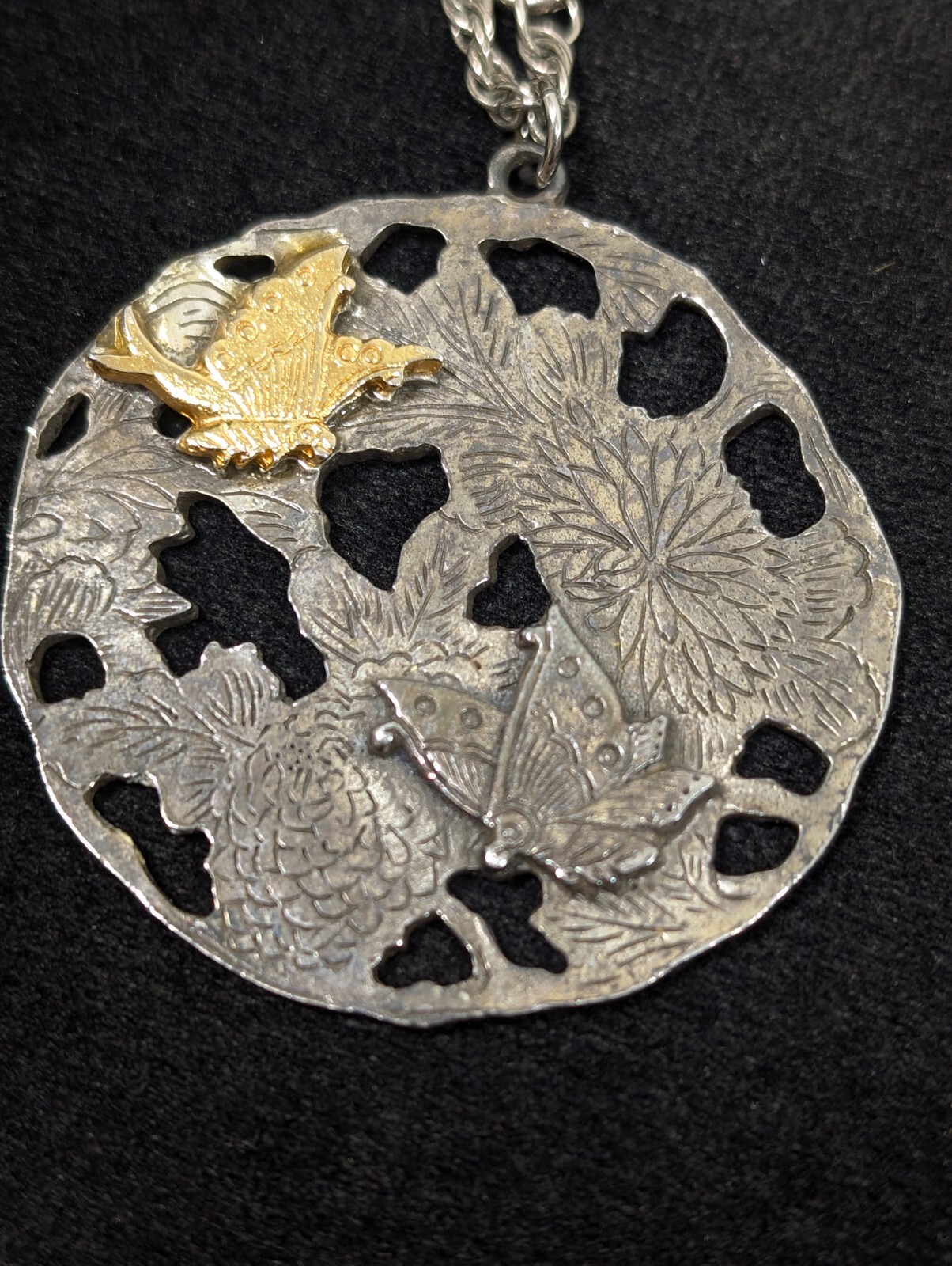Vintage Alva Museum Replicas Butterfly Flower Medallion Pendant Necklace 25 in